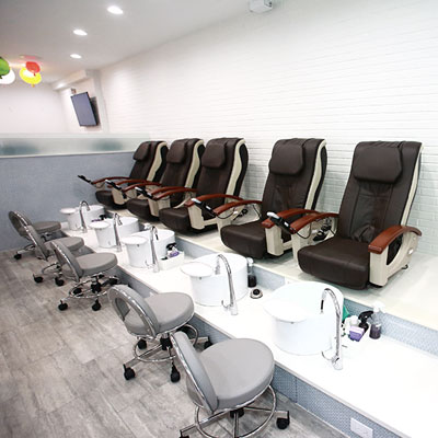 lululavender nail boutique